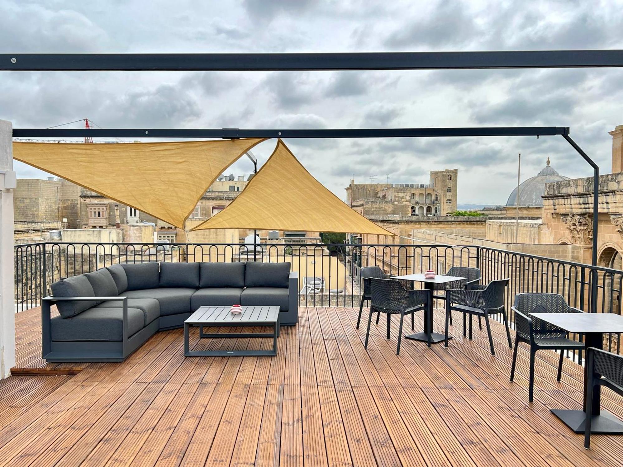 Florette Suite 1Br With Stunning Lounge Terrace By Arcobnb Il-Furjana Dış mekan fotoğraf