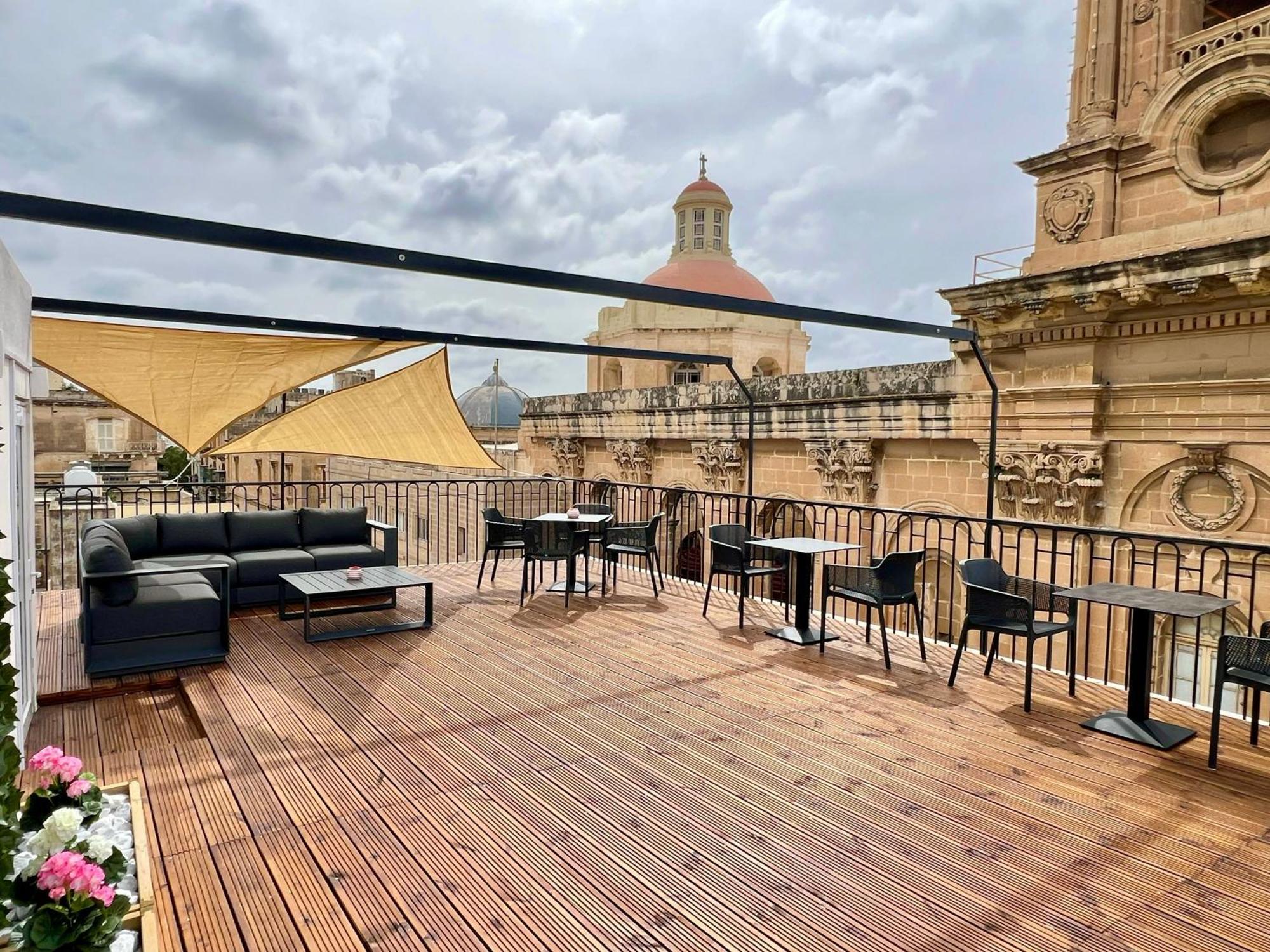 Florette Suite 1Br With Stunning Lounge Terrace By Arcobnb Il-Furjana Dış mekan fotoğraf